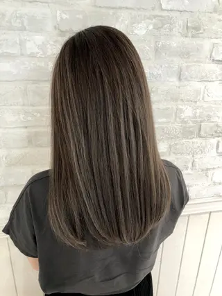 セミロング 白井 秀太郎のヘアスタイル