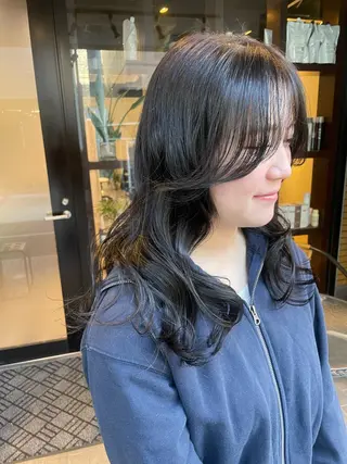 セミロング しのはら まどかのヘアスタイル