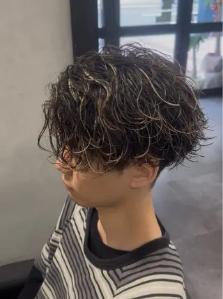 ミディアム パーマ 【メンズ特化】玉貞 健太のヘアスタイル