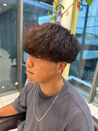 パーマ sirena by artina辻堂店所属・ブリーチカラー /メンズパーマ/陸のヘアスタイル