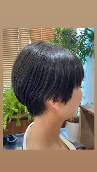 ショート 鈴木 彩花のヘアスタイル