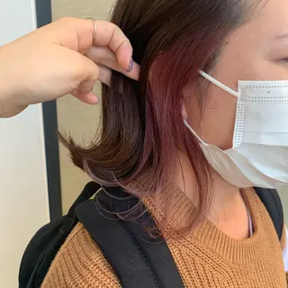 セミロング カラー ウスイ ハルカのヘアスタイル