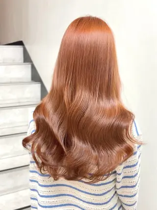 ロング 艶髪／透け感カラー ／ＲＹＯのヘアスタイル