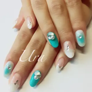 ネイル UrakoNail 《nail》のネイルデザイン
