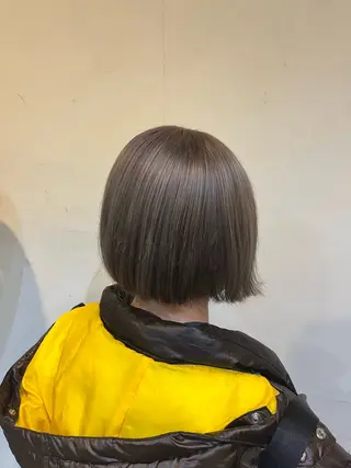 ショート カラー 松原 樹里のヘアスタイル