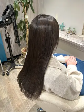 カラー 水口 琴絵のヘアスタイル