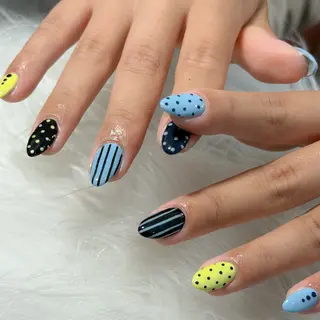 ネイル LAVISH nanamiのネイルデザイン