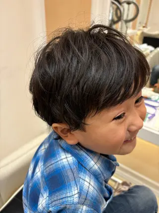 ショート メンズ ミドウチ アヤカのヘアスタイル