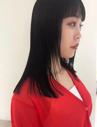 セミロング カラー oma　袮次金 鈴香のヘアスタイル