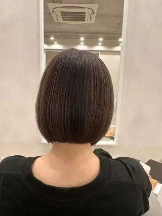 ミディアム ボブ、レイヤー、 ハイトーン、古淵のヘアスタイル