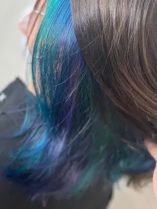 ミディアム 西山 雄基のヘアスタイル