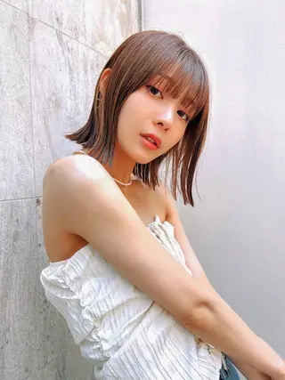 ミディアム カラー 似合わせベージュ 🍯ayumi🍯のヘアスタイル