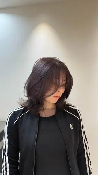 ミディアム akari / ミディアムパーマのヘアスタイル