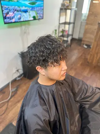 ミディアム パーマ メンズ Luzir⭐︎ GEN⭐︎のヘアスタイル