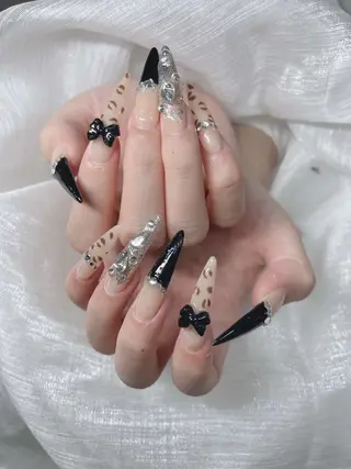 ネイル Lee Nailsのネイルデザイン