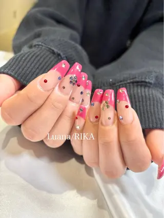 ネイル Nail Salon Luana Rikaのネイルデザイン