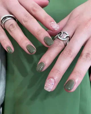 ネイル kiii.__ ✴︎*のネイルデザイン