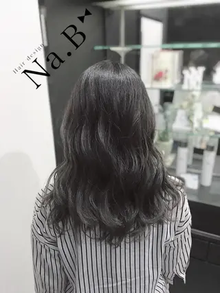 セミロング カラー パーマ ヘアアレンジ ジユン 지윤のヘアスタイル
