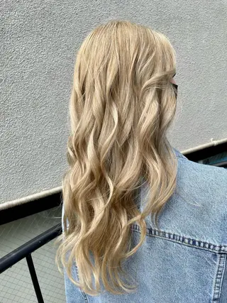 ロング カラー 透明感カラー✨艶髪 制作🌱山根あゆみのヘアスタイル