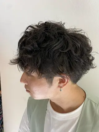 ミディアム パーマ メンズ 柳澤 和也のヘアスタイル
