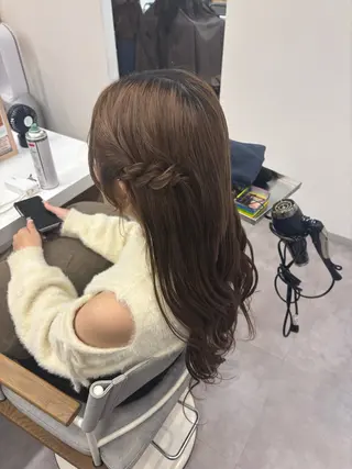ロング ヘアアレンジ レディースカラー🧡 🫧Akariのヘアスタイル