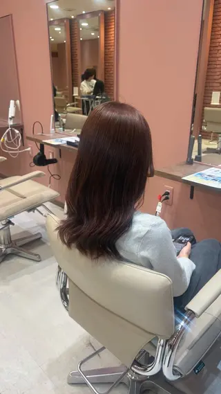 セミロング カラー 聖菜/ hina /レイヤー/艶カラーのヘアスタイル