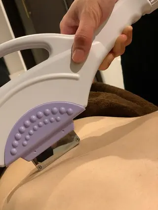 ショート カラー パーマ ヘアアレンジ メンズ マツエク・マツパ Renatus 脱毛/美肌/眉/痩身のエステ・リラクイメージ