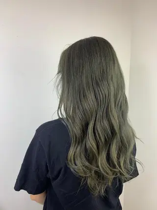 ロング カラー 【美髪を叶える】中谷 彰宏(アキ)のヘアスタイル