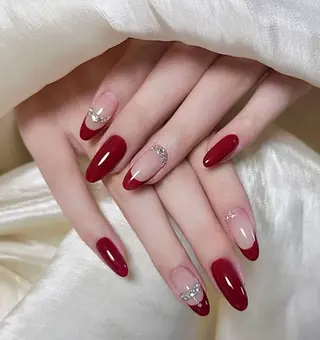 ネイル AKIKO ネイルサロンのネイルデザイン