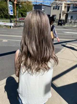 ロング カラー 鍵谷 公宏のヘアスタイル