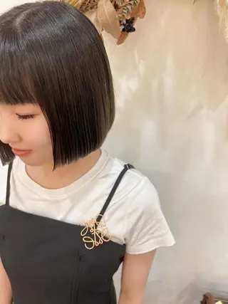 ショート カラー ヘアアレンジ ネイル マツエク・マツパ アイブロウ 村岡 芽衣のヘアスタイル