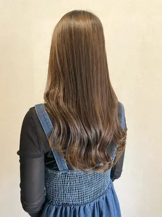 ロング カラー EIIR 玉造.のヘアスタイル