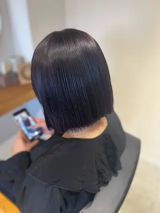 ミディアム 塩川ももこ/ 自然な縮毛矯正のヘアスタイル