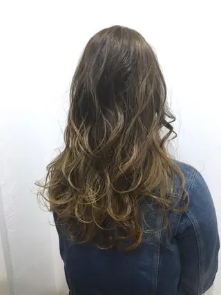 ロング カラー パーマ ヘアアレンジ 境 健助のヘアスタイル