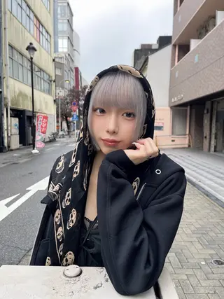 カラー 名古屋栄/ 複雑履歴   リカのヘアスタイル
