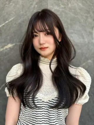 ロング カラー 森山 真衣香のヘアスタイル