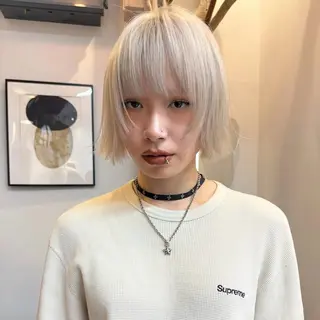 ミディアム sity 紅愛のヘアスタイル