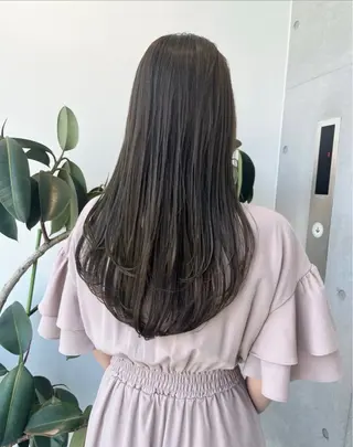 ロング カラー パーマ ヘアアレンジ 透明感/オリーブ/ グレージュ/YUKAのヘアスタイル