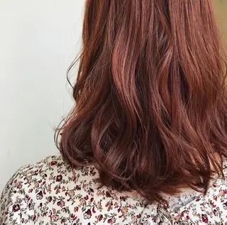 セミロング カラー 滝本 里実のヘアスタイル