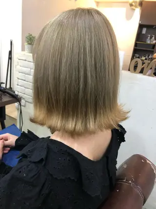 ミディアム 吉田 典弘のヘアスタイル
