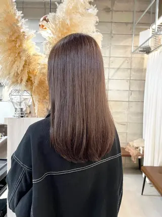 カラー 椎葉 みはるのヘアスタイル