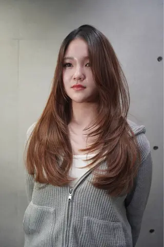 ロング 【大宮】一日限定 ハイレイヤーカットのヘアスタイル