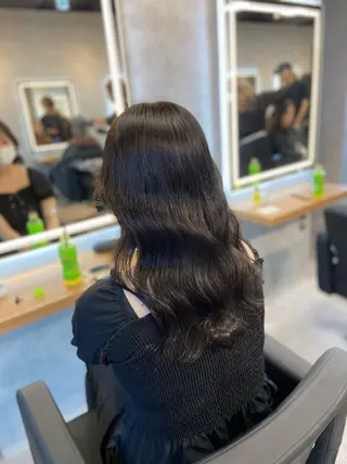 ロング カラー ヘアアレンジ レイヤー×透明感カラ ーHAYATOのヘアスタイル