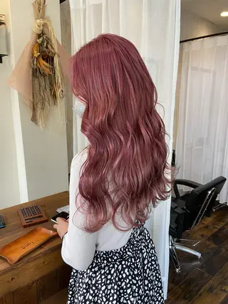 ロング 柳沼 沙季奈のヘアスタイル