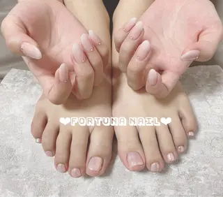 ネイル Nail •Head スパFortunaのネイルデザイン