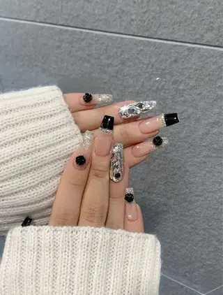 ネイル Hinaa 池袋のネイルデザイン