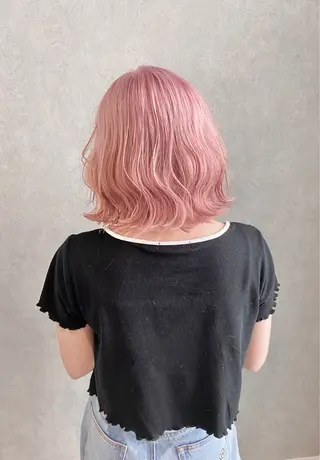 カラー yuu /N° 大分中央町店のヘアスタイル