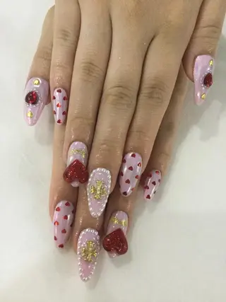 ネイル 💎🐰 saki. m 🐰💎のネイルデザイン