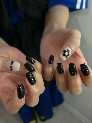 ネイル repos yoshitomeのネイルデザイン