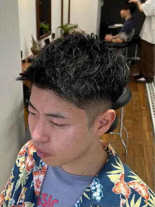 ショート メンズ メンズカット✂️ スキンフェード伊藤陸のヘアスタイル